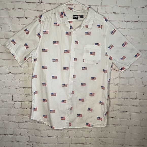Mad Engine USA Flag All Over Print Short Sleeve Button Down Mens Shirt Size XL - Picture 2 of 9